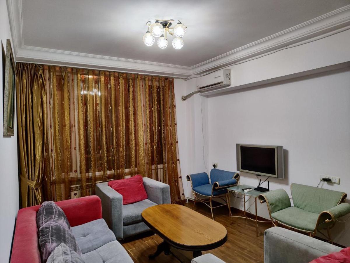 Hotel In Center Of Yerevan Exterior photo